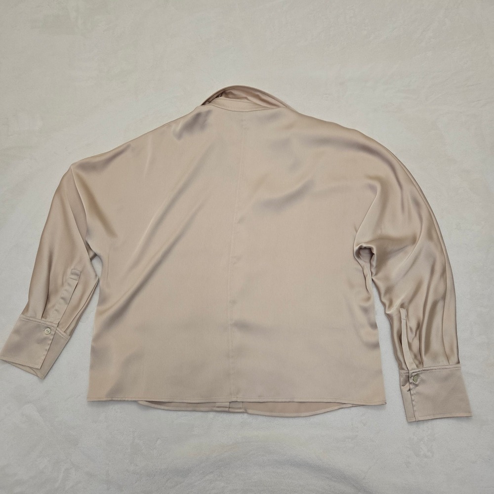 Vince Womens Champagne Beige Satin Relaxed Cropped Button Down Blouse Medium M - Picture 14 of 16